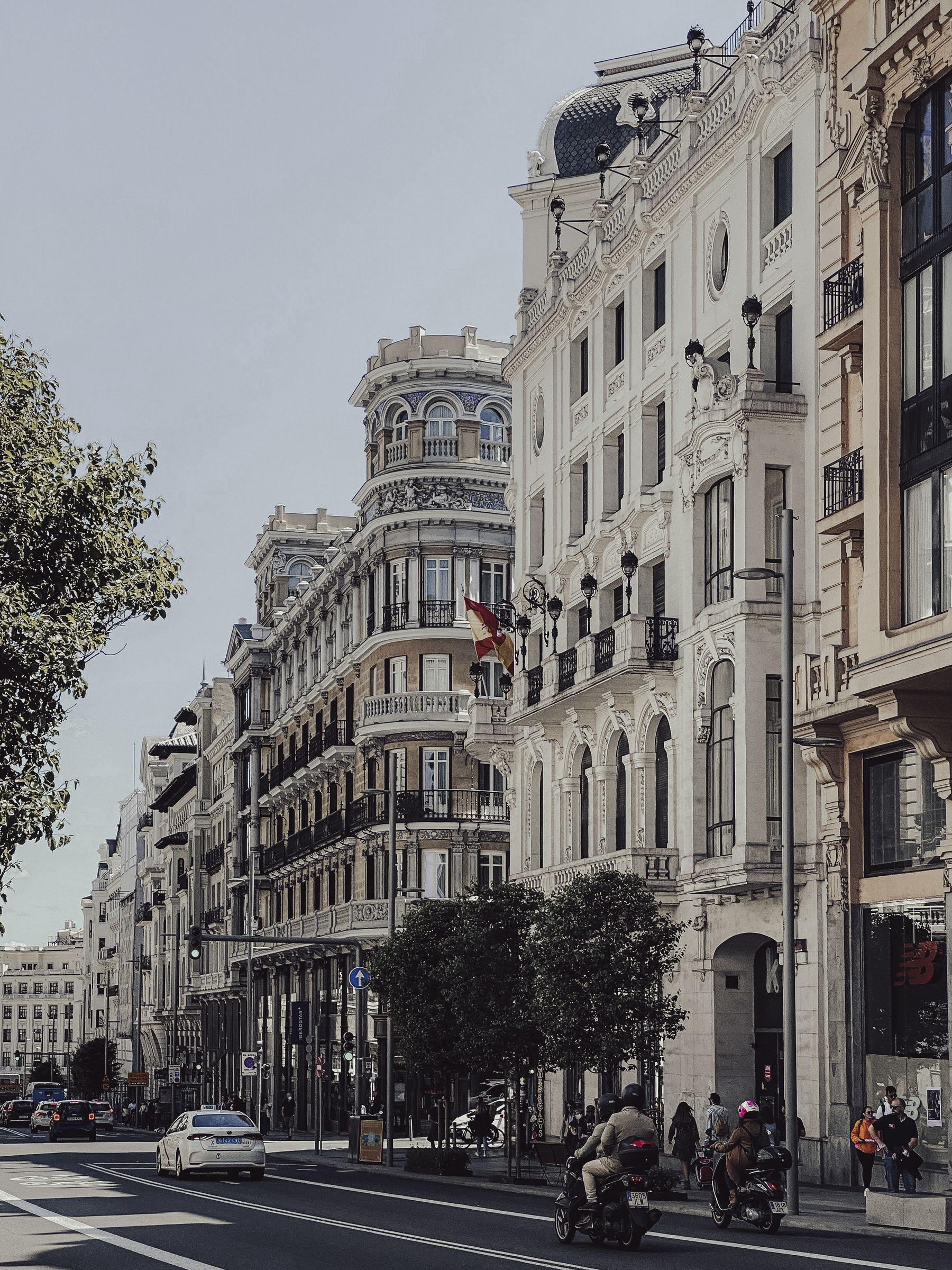 Edificios históricos de la Gran Vía de Madrid, España